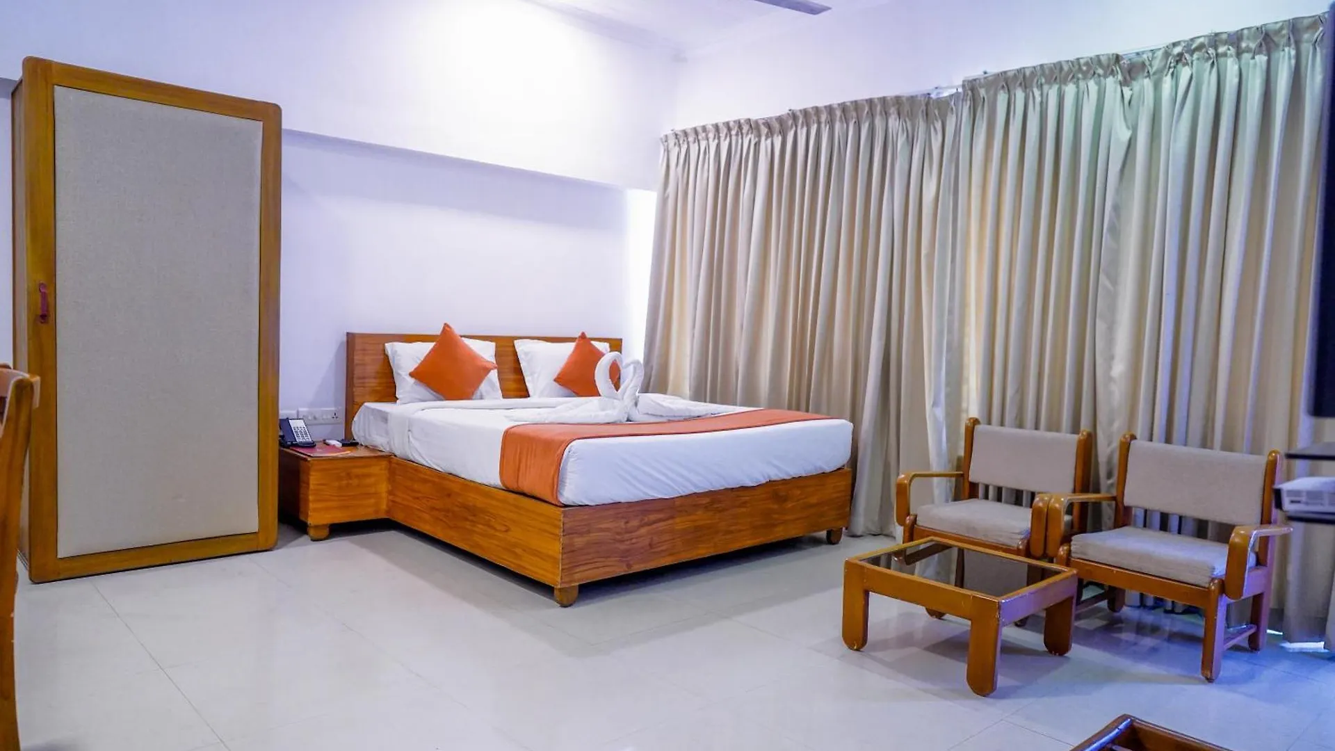 Casino Hotels Ltd Thrissur 4*,